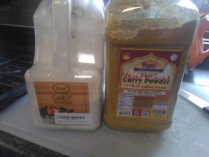 garlic and curry powders